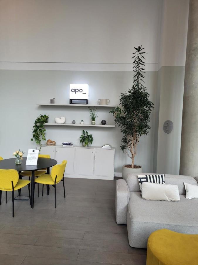 Modern Apartments In Brentford 2 Minutes Walk From Kew Bridge Exterior foto